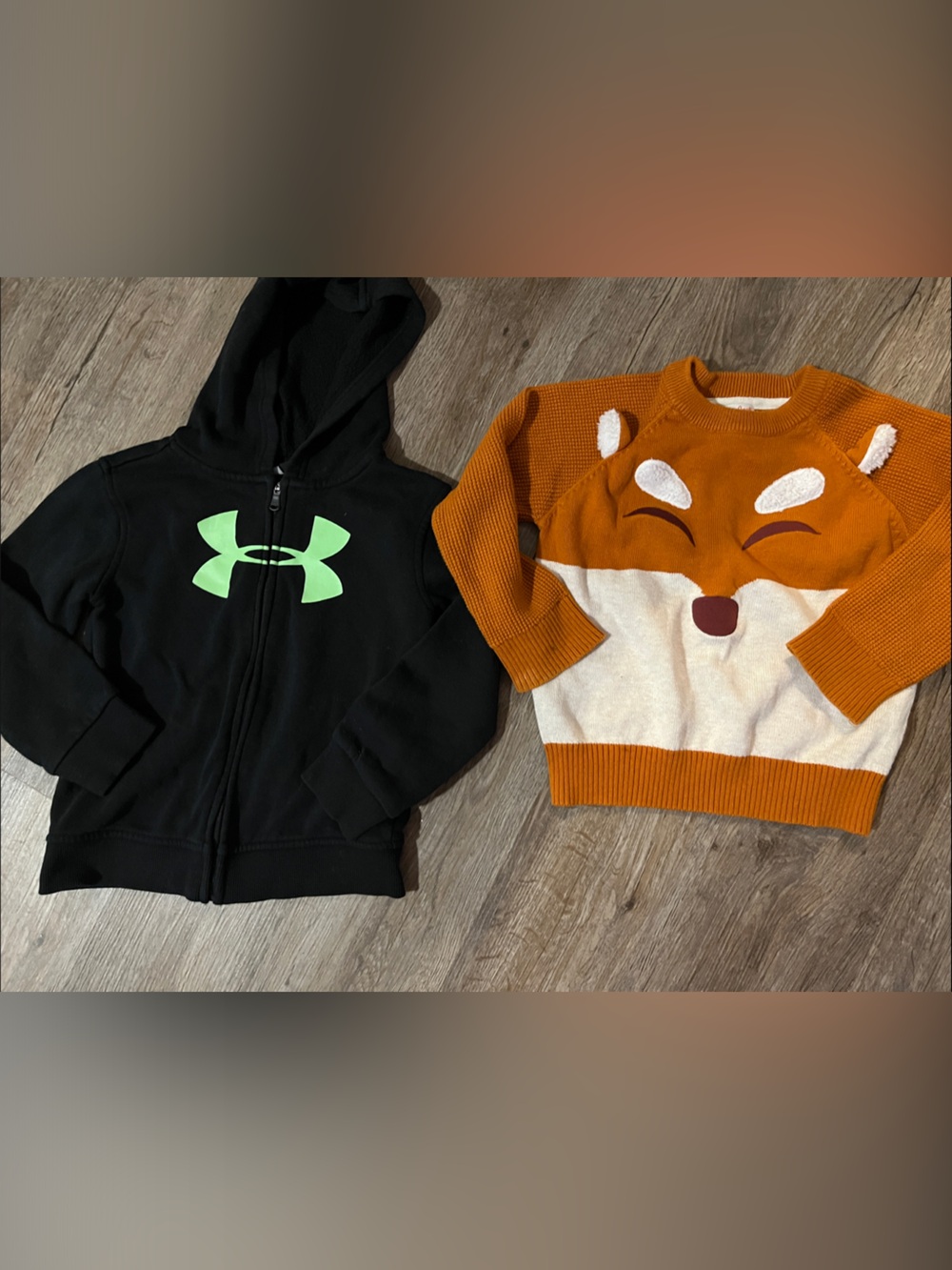 Bundle:Under Armour Black Hoodie,Flynn fox sweater ,4t